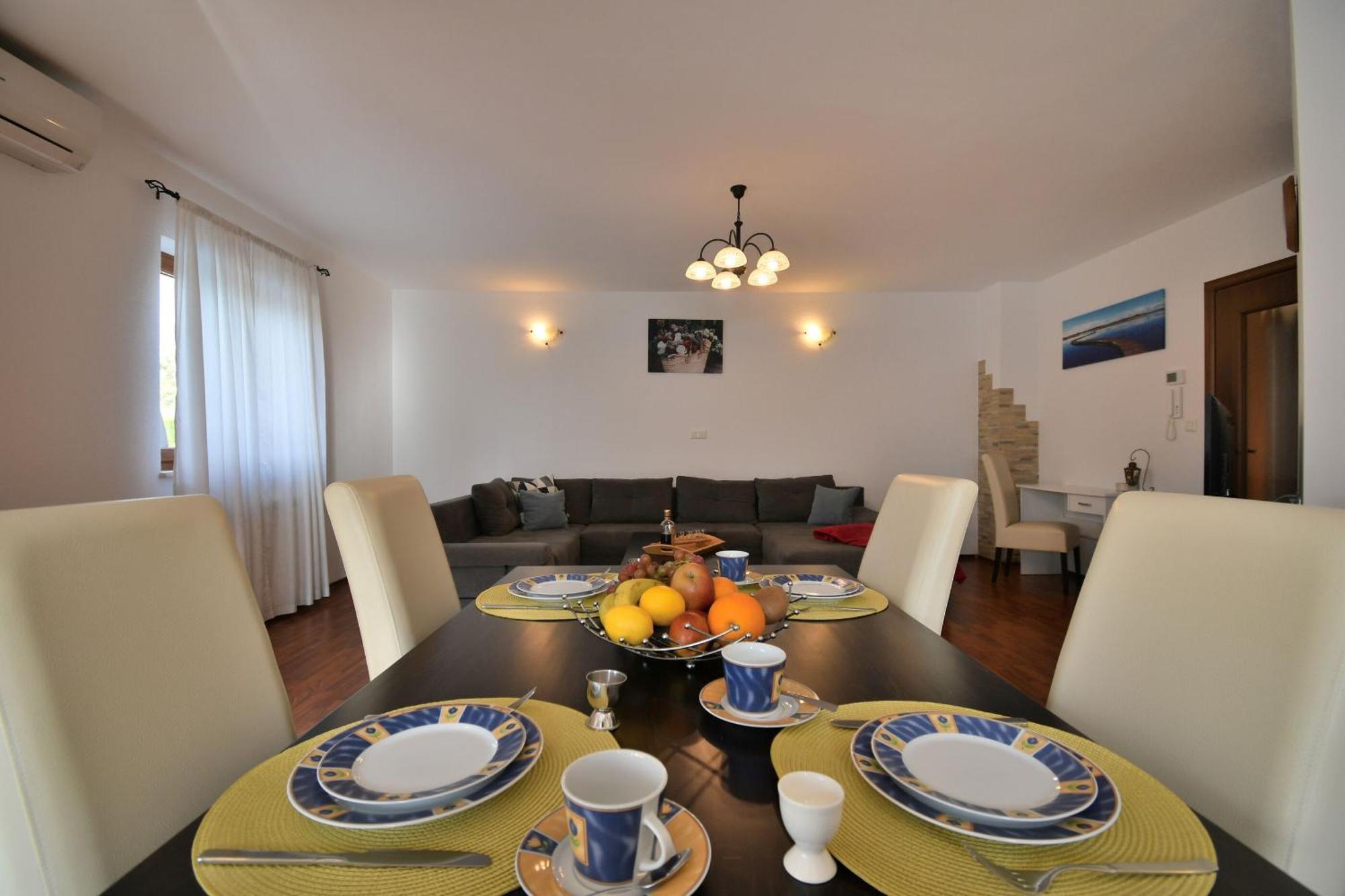 Nina Apartment *